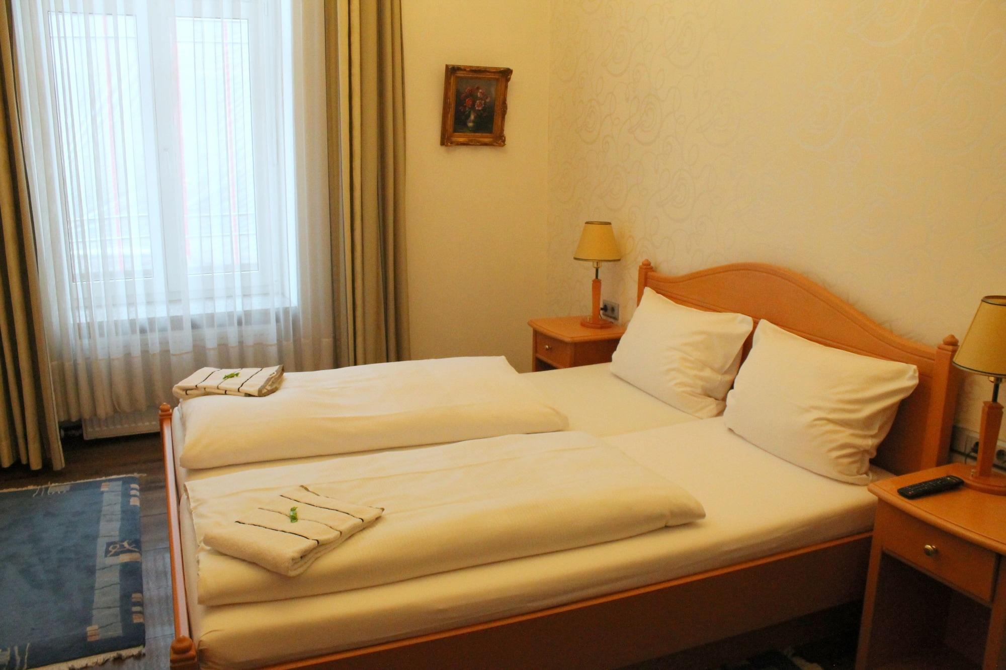 Hotel Weidenhof Düsseldorf Zewnętrze zdjęcie