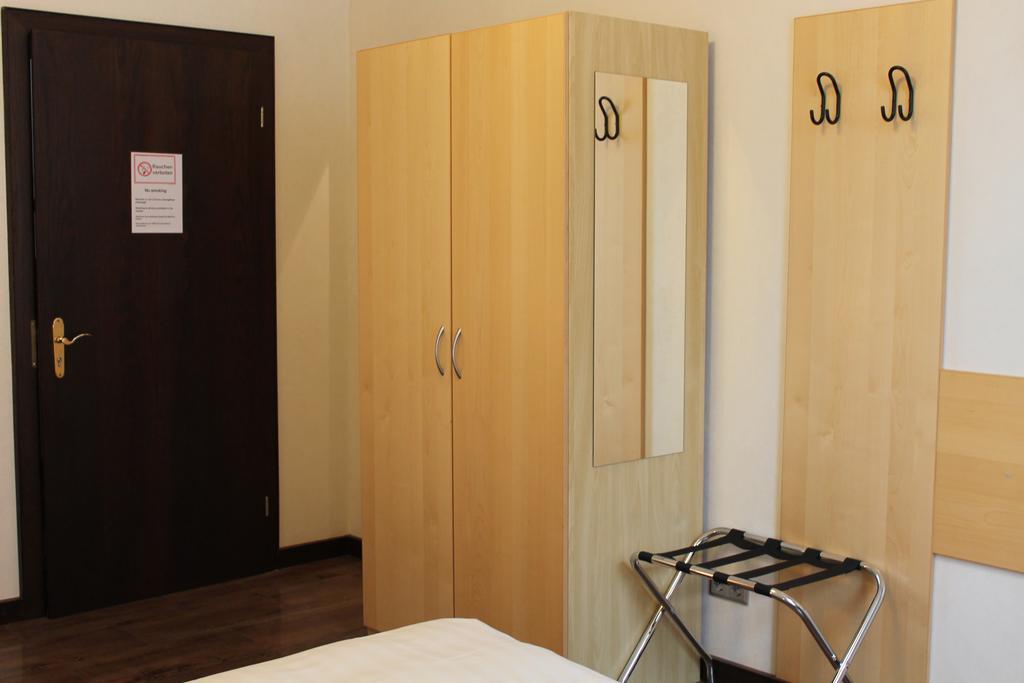 Hotel Weidenhof Düsseldorf Zewnętrze zdjęcie