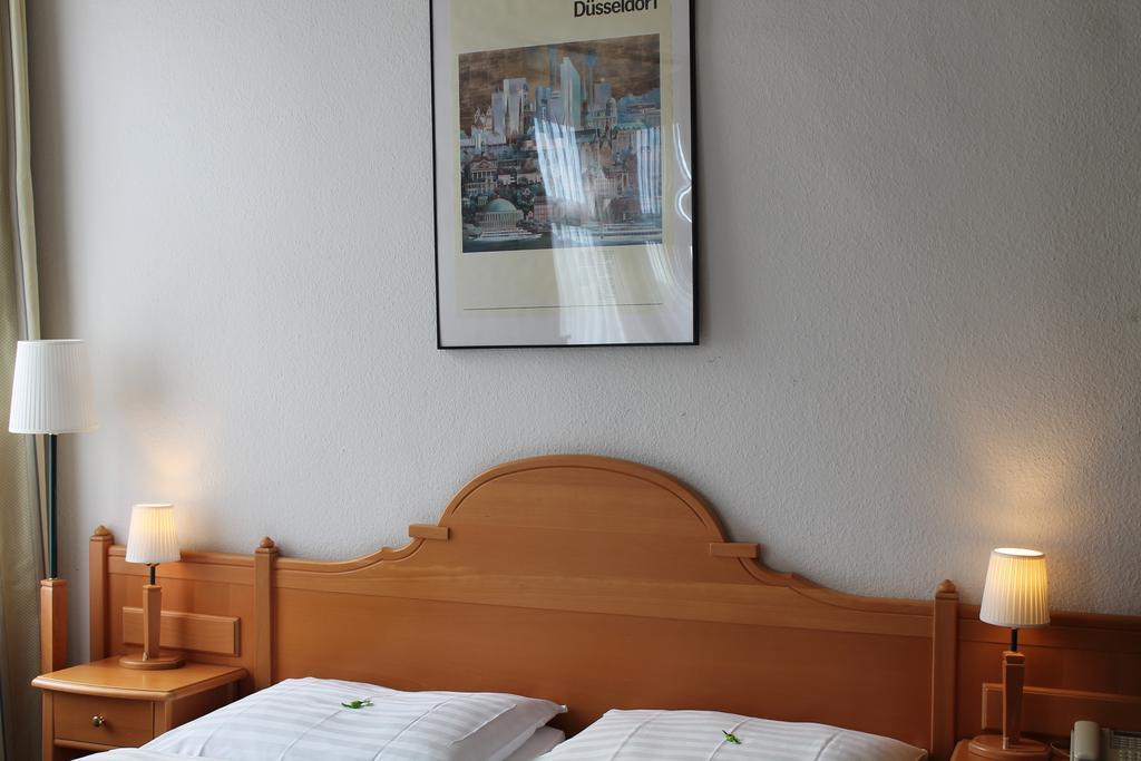 Hotel Weidenhof Düsseldorf Pokój zdjęcie