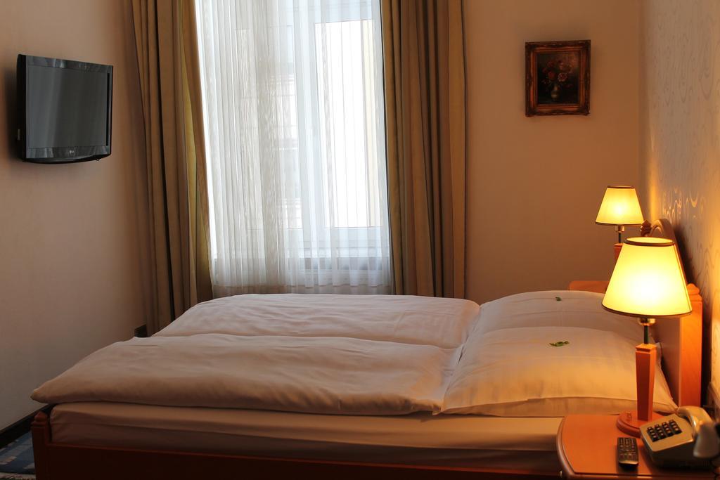 Hotel Weidenhof Düsseldorf Pokój zdjęcie